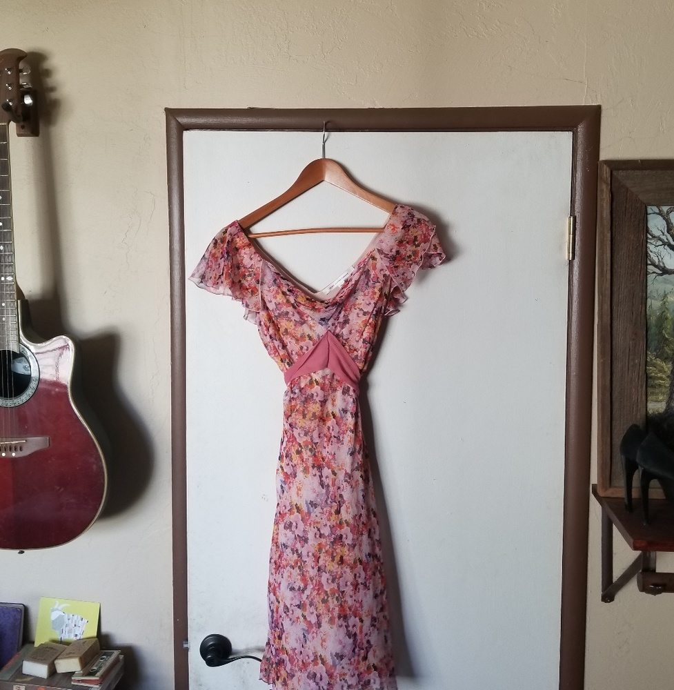 Diane Von Furstenberg 100% Silk Floral Tie Dress